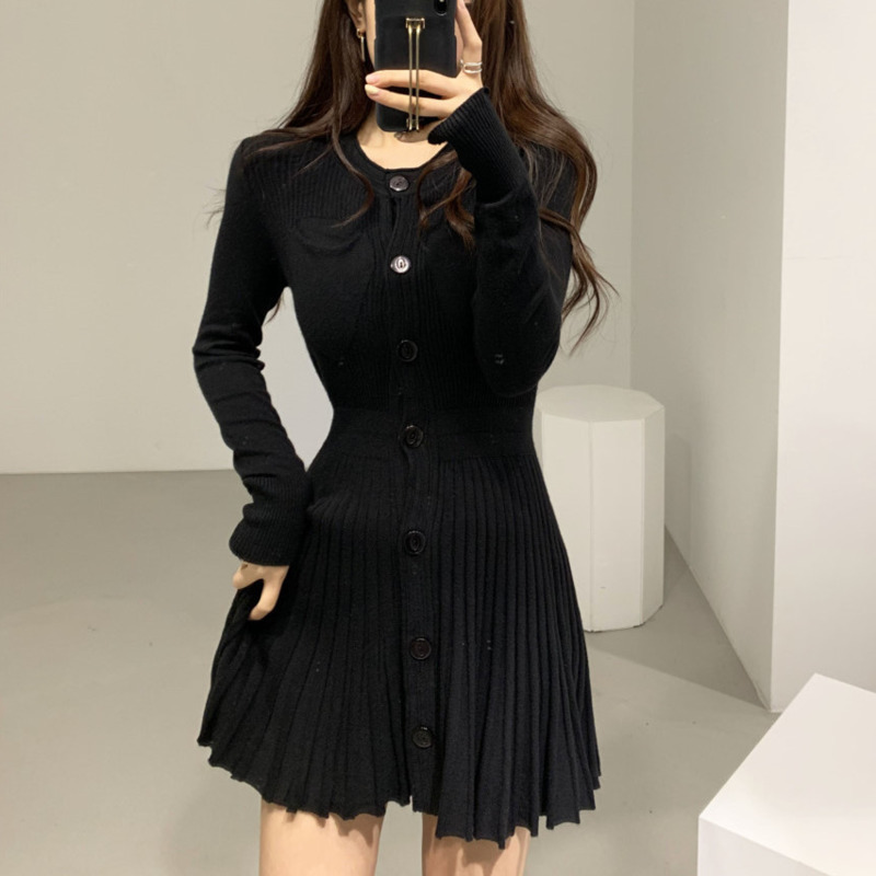 Korean Casual Single Breasted Knitting Mini Dress Women Autumn Winter Buttons Knitted Sweater Dress Pleated Robe Femme Vestidos 201110, Pink
Korean Casual Single Breasted Knitting Mini Dress Women Autumn Winter Buttons Knitted Sweater Dress Pleated Robe Femme Vestidos 201110, Pink
