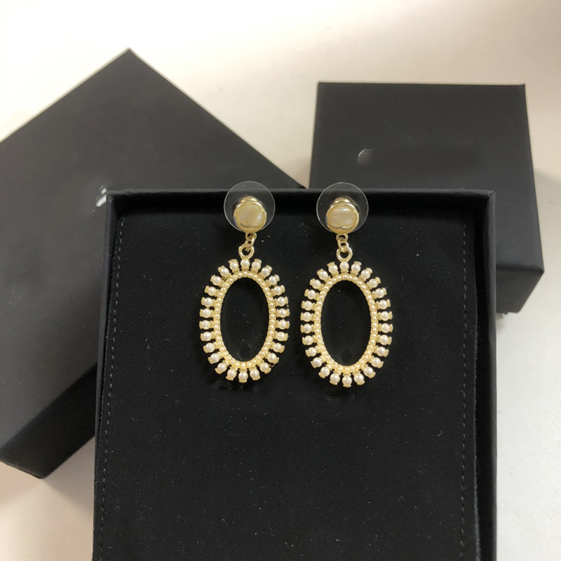 Women's Stud Designer Earrings Brand Double Letter Logo Brass Material 925 Silver Needle With Box L1-C07, Golden;silver
Women's Stud Designer Earrings Brand Double Letter Logo Brass Material 925 Silver Needle With Box L1-C07, Golden;silver