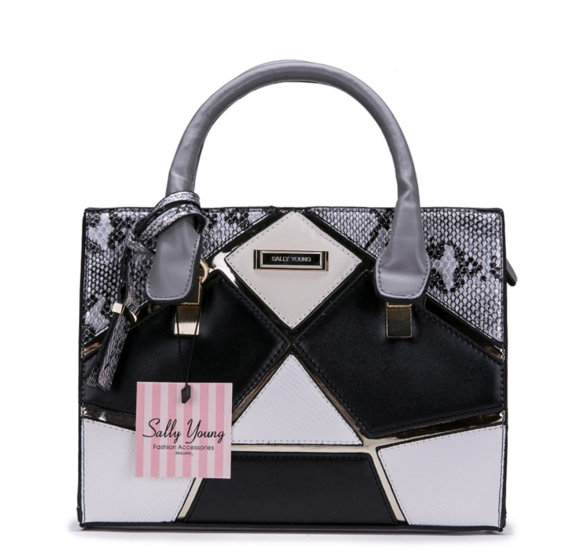 new hot sold fashion Genuine leather Top quality women luxurys designers shoulder bag Classic women handbag crossbody bag Free Shipin16
new hot sold fashion Genuine leather Top quality women luxurys designers shoulder bag Classic women handbag crossbody bag Free Shipin16