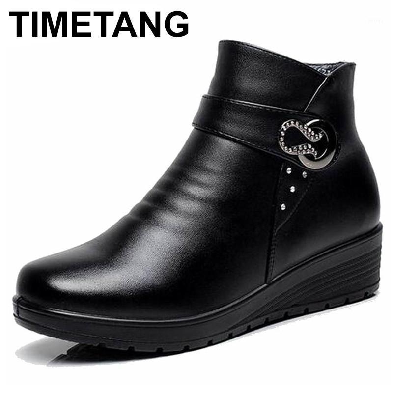 TIMETANG 2020 Snow boots shoes women Soft leather winter boots women warm plush winter shoes Big Size 35-411, Black
TIMETANG 2020 Snow boots shoes women Soft leather winter boots women warm plush winter shoes Big Size 35-411, Black