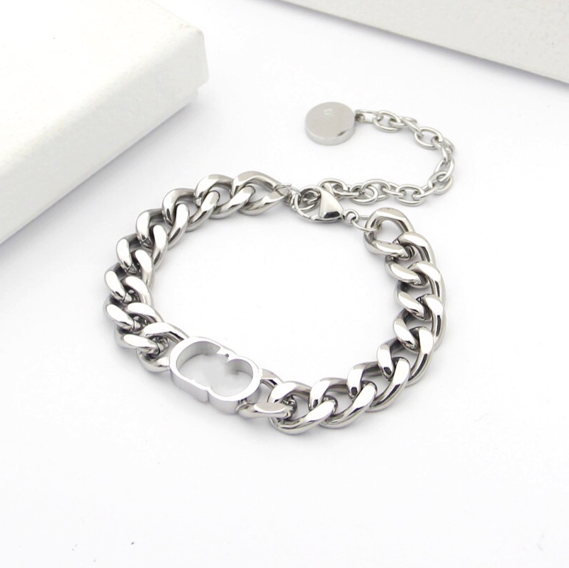 new luxury designer jewelry women Bracelets Gold Thick Chain necklace with letter stainless steel bracele Earrings set fashion chain
new luxury designer jewelry women Bracelets Gold Thick Chain necklace with letter stainless steel bracele Earrings set fashion chain