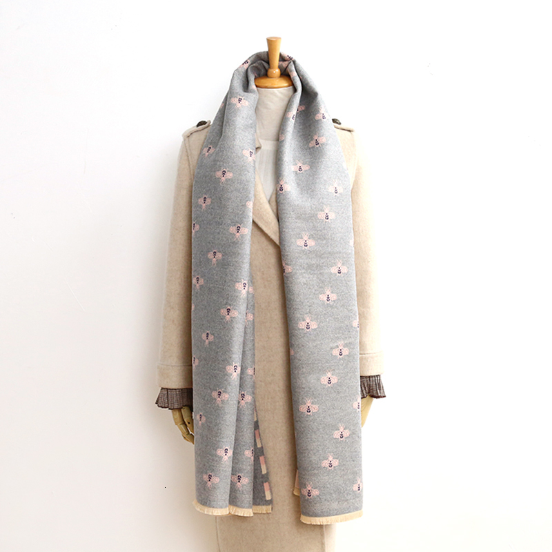 2021 New Brand Double-sided Women Mrs Winter Warm Cashmere Shawl Scarf Animal Bee Printing Soft Thin Blanket Holiday Gifts Iist
2021 New Brand Double-sided Women Mrs Winter Warm Cashmere Shawl Scarf Animal Bee Printing Soft Thin Blanket Holiday Gifts Iist