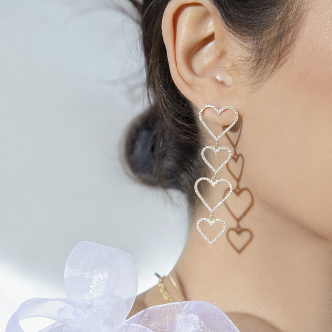 Blue Pink White 3 Colors Cubic Zirconia Hollow Heart Charm 4PCS Gold Colorful Heart Dangle Dangling Long Earring