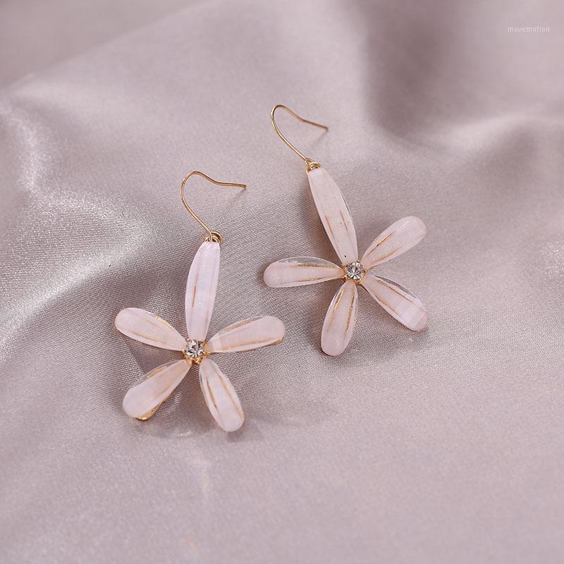 Net Red Charm New Earrings Korean Fashion Temperament Super Fairy Fresh Wild Crystal 6 Petal Flower Earrings Women's Clothing1
Net Red Charm New Earrings Korean Fashion Temperament Super Fairy Fresh Wild Crystal 6 Petal Flower Earrings Women's Clothing1