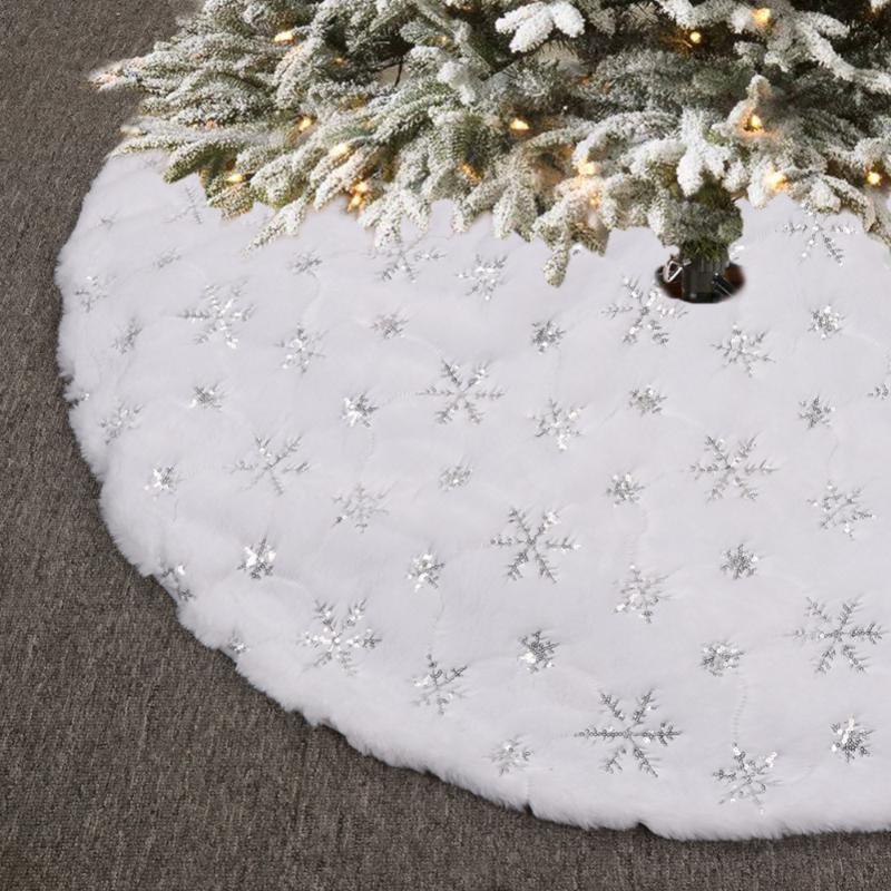 122cm Faux Fur Silver Sequins Christmas Tree Skirts Embroidery Snowflower Plush Floor Mat Party Festive Xmas Decoration New Year
122cm Faux Fur Silver Sequins Christmas Tree Skirts Embroidery Snowflower Plush Floor Mat Party Festive Xmas Decoration New Year