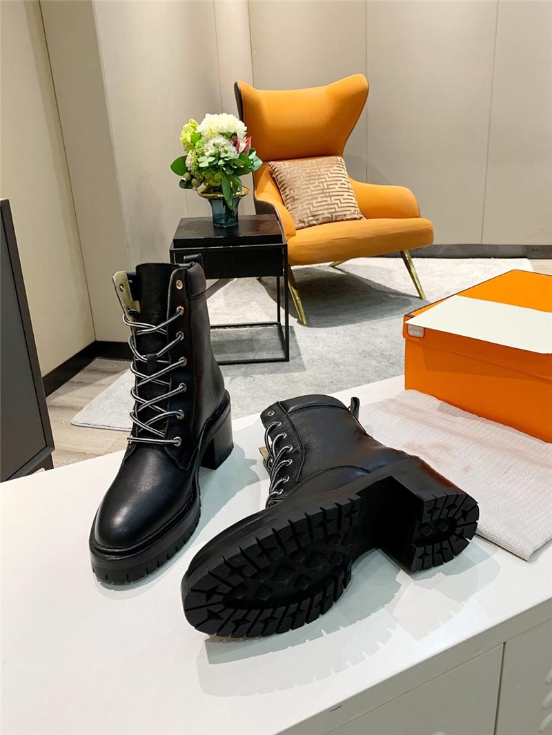 Woman Boots High Heels Luxury Designer Brand Genuine Leather Pointed Toe Lace-Up Winter 2021 New Zapatos De Mujer, As pic heel 7cm
Woman Boots High Heels Luxury Designer Brand Genuine Leather Pointed Toe Lace-Up Winter 2021 New Zapatos De Mujer, As pic heel 7cm