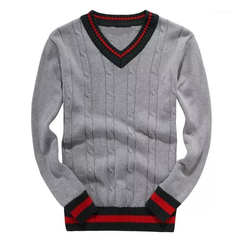 Top High Quality 2G Men V-Neck Cotton Sweater Winter Jersey Jumper Hombre Pull Homme Hiver Pullover Men Knitted Sweaters1
Top High Quality 2G Men V-Neck Cotton Sweater Winter Jersey Jumper Hombre Pull Homme Hiver Pullover Men Knitted Sweaters1