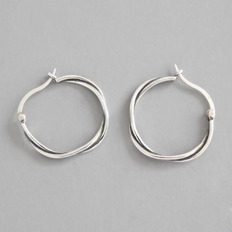 SHANICE Anti-allergic 925 sterling silver Vintage Twist All-matched hoop earrings fine jewelry friend gift Hip Hop Hoop Earrings
SHANICE Anti-allergic 925 sterling silver Vintage Twist All-matched hoop earrings fine jewelry friend gift Hip Hop Hoop Earrings