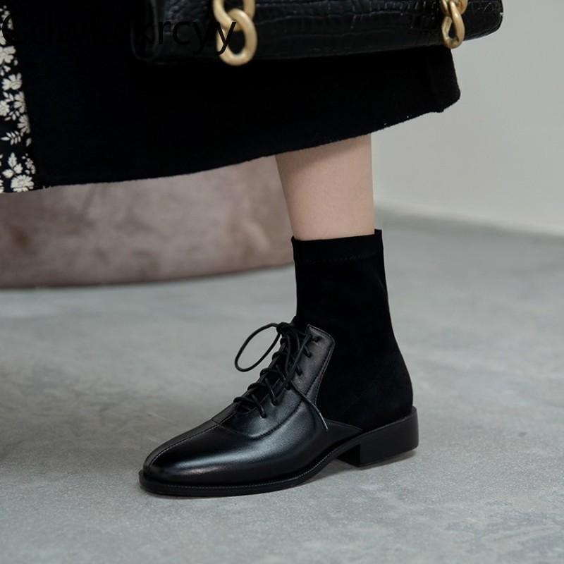 winter The New fashion Square head Short tube Stovepipe boots black Beige Cross straps Casual High heels Women boots
winter The New fashion Square head Short tube Stovepipe boots black Beige Cross straps Casual High heels Women boots