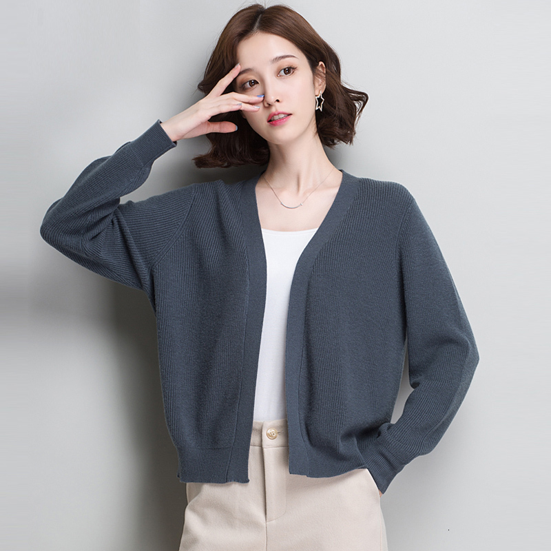2021 New Womens Garments Cardigans Solid-colored Sweater with Loose-v Cleavage Knitted Tops Winter Wool Fine Sweaters ZHEI
2021 New Womens Garments Cardigans Solid-colored Sweater with Loose-v Cleavage Knitted Tops Winter Wool Fine Sweaters ZHEI