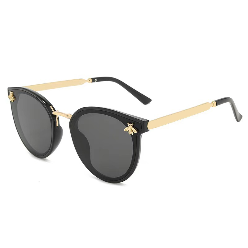 Luxury brands sunglasses Fashion multicolor classic Women Mens glasses Driving sport shading trend With box
Luxury brands sunglasses Fashion multicolor classic Women Mens glasses Driving sport shading trend With box