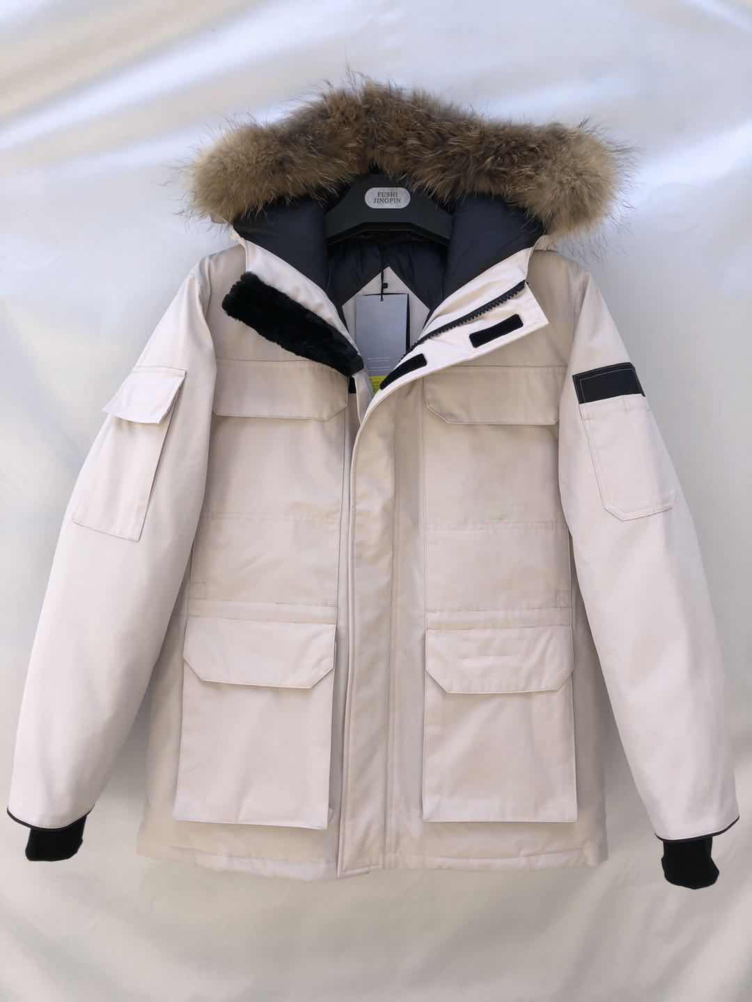 Brand new 2020 Mens real raccoon fur thick white duck down expedition parka canada usa style winter warm coat -35 degree, Navy blue
Brand new 2020 Mens real raccoon fur thick white duck down expedition parka canada usa style winter warm coat -35 degree, Navy blue
