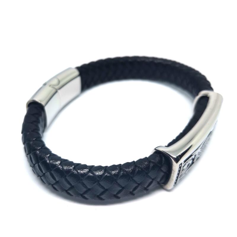 Charm Bracelets Megin D Weaven Leather Stainless Steel Titanium Motor Cycle Fan Rider Bangle Wrist Chain Band Bracelet For Men Women Jewelry
Charm Bracelets Megin D Weaven Leather Stainless Steel Titanium Motor Cycle Fan Rider Bangle Wrist Chain Band Bracelet For Men Women Jewelry