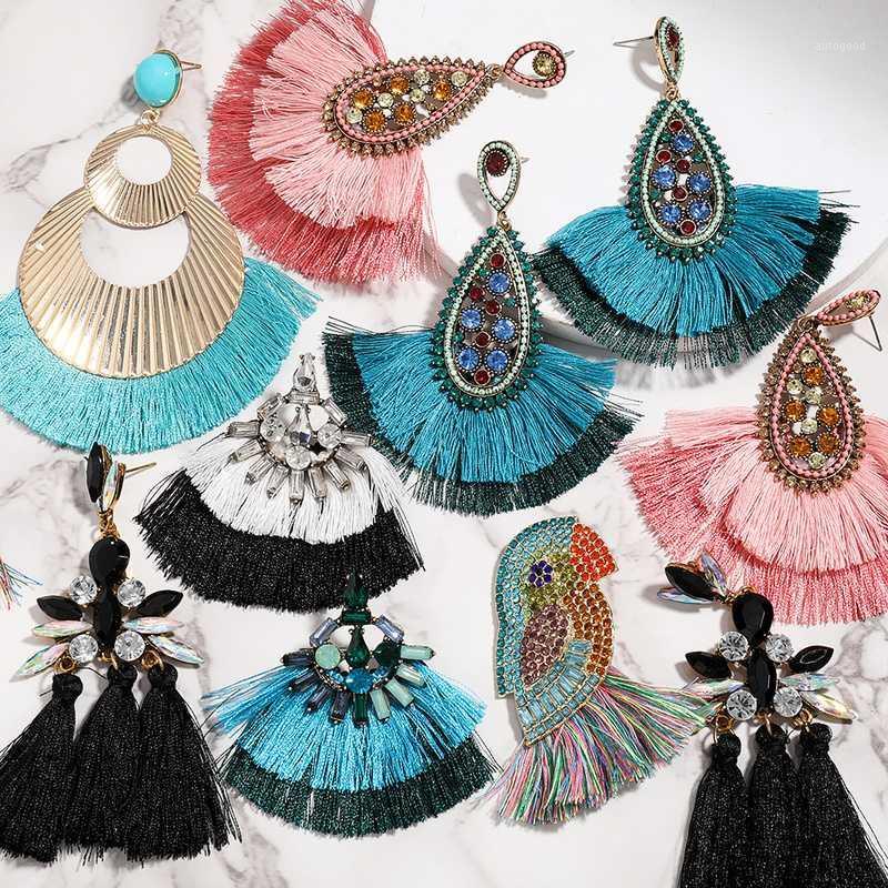 Dangle & Chandelier Pauli Manfi 2021 Women Earings Fashion Jewelry Retro Simple Multi-layer Multicolor Metal Tassel Party Earring1
Dangle & Chandelier Pauli Manfi 2021 Women Earings Fashion Jewelry Retro Simple Multi-layer Multicolor Metal Tassel Party Earring1