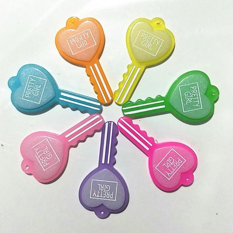 20/50Pcs Jelly Glitter Colorful Cute Pretty Girl Heart Key Resin Charms Pendant For DIY Keychain Making Craft
20/50Pcs Jelly Glitter Colorful Cute Pretty Girl Heart Key Resin Charms Pendant For DIY Keychain Making Craft