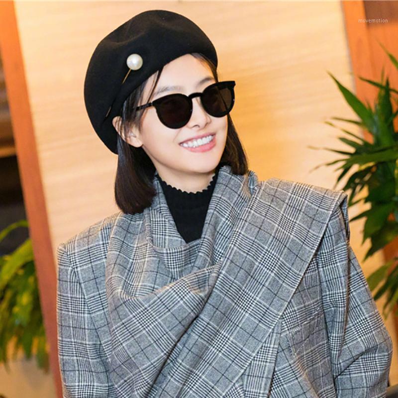 Classic Women's Sunglasses Fashion Versatile Ladies Eyewear Round Big Frame Face Repair Jelly Color Sun Glasses UV400 Shade1
Classic Women's Sunglasses Fashion Versatile Ladies Eyewear Round Big Frame Face Repair Jelly Color Sun Glasses UV400 Shade1