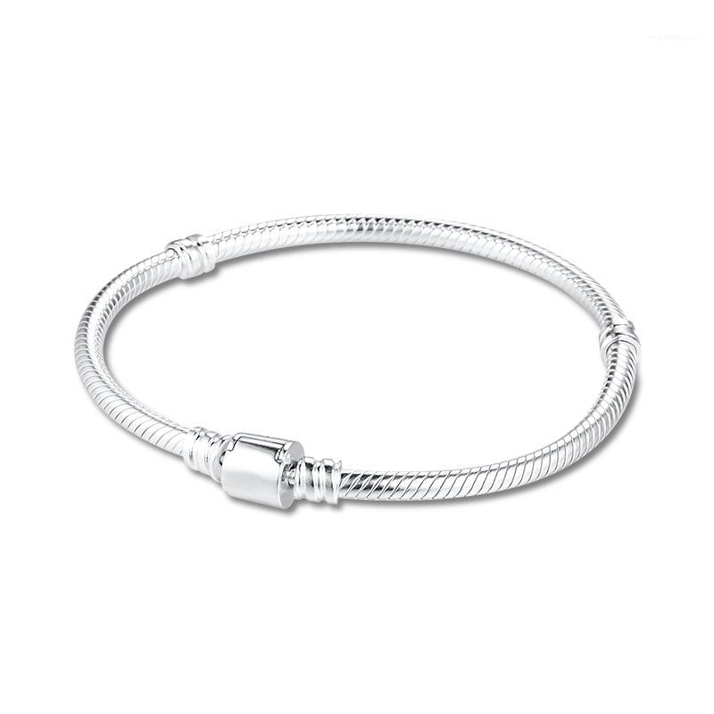 925 Sterling Silver Moments Barrel Clasp Snake Chain Bracelets Fashion Jewelry Original Charms Bracelets for Women DIY Making1
925 Sterling Silver Moments Barrel Clasp Snake Chain Bracelets Fashion Jewelry Original Charms Bracelets for Women DIY Making1