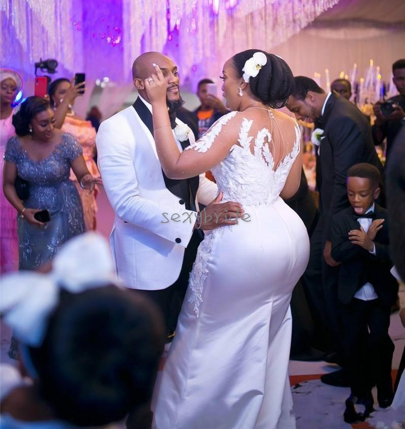 South Sexy African Satin Mermaid Wedding Dresses With Detachable Train Appliques Lace Sheer One Shoulder Long Sleeve Plus Size Bridal Gowns
