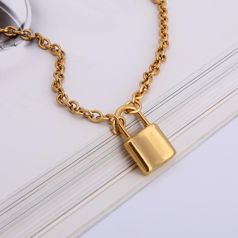 Men Women Jewelry Gold STAINLESS STEEL lock necklace padlock necklaces & pendants lock chain necklace Choker Metal Collar
Men Women Jewelry Gold STAINLESS STEEL lock necklace padlock necklaces & pendants lock chain necklace Choker Metal Collar