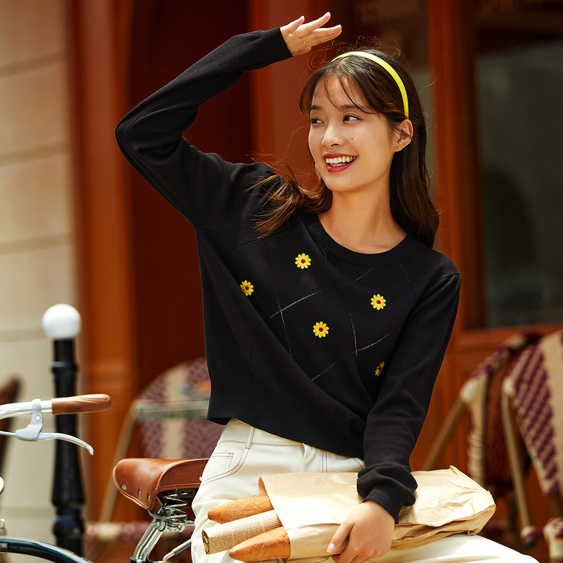INMAN Autumn Winter Arrival Knitwear Women's Long Sleeve Round Neck Embroidered Jacquard Turtleneck Sweet Thin Sweater 201223