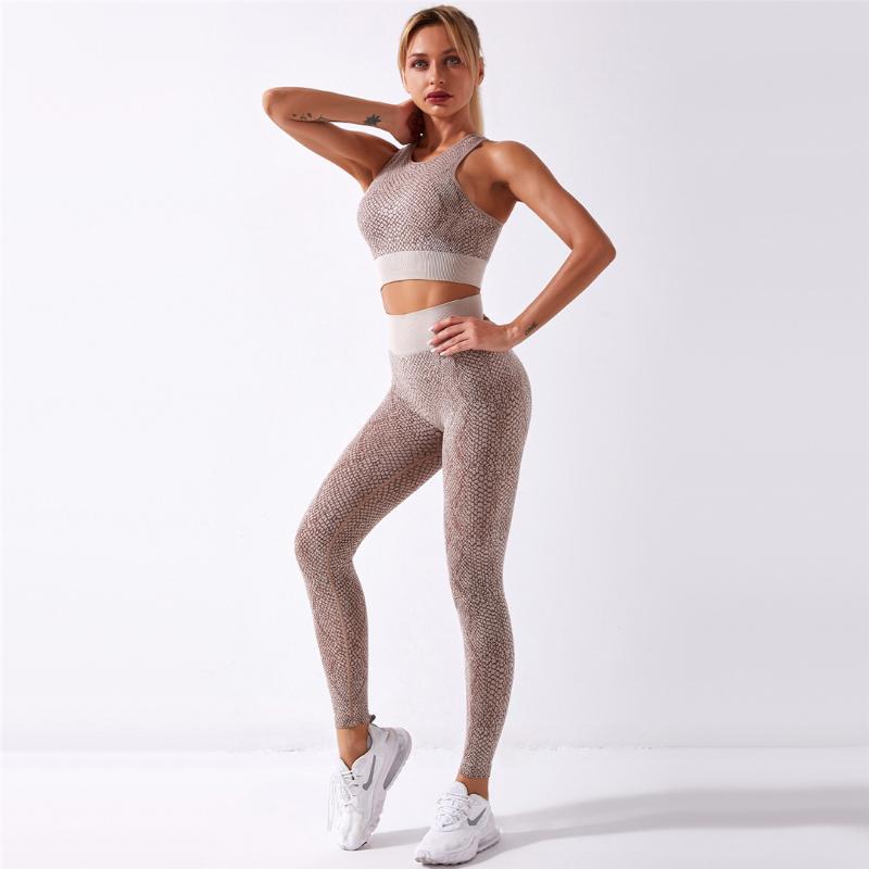 Snake Skin Printing Sexy Sportswear Women Sport Suit Female Yoga Set Tracksuit Fitness Workout Gym Wear Running Clothes A018, Black
Snake Skin Printing Sexy Sportswear Women Sport Suit Female Yoga Set Tracksuit Fitness Workout Gym Wear Running Clothes A018, Black