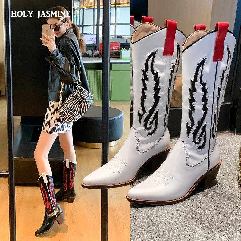 Retro Western Cowboy Boots for Women Pointed Toe Women's Shoes Brand Embossing Suede Leather Shoes Mid-calf Chunky Wedges Boot, Black
Retro Western Cowboy Boots for Women Pointed Toe Women's Shoes Brand Embossing Suede Leather Shoes Mid-calf Chunky Wedges Boot, Black