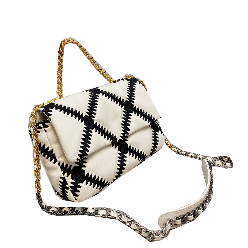 Ss22 Desinger Classic Flap Bags Braided Genuine Leather Zipper Style Quilted Two-Tone Summer Crossbody Shoulder Clutch Pochette Embossed Lux
Ss22 Desinger Classic Flap Bags Braided Genuine Leather Zipper Style Quilted Two-Tone Summer Crossbody Shoulder Clutch Pochette Embossed Lux