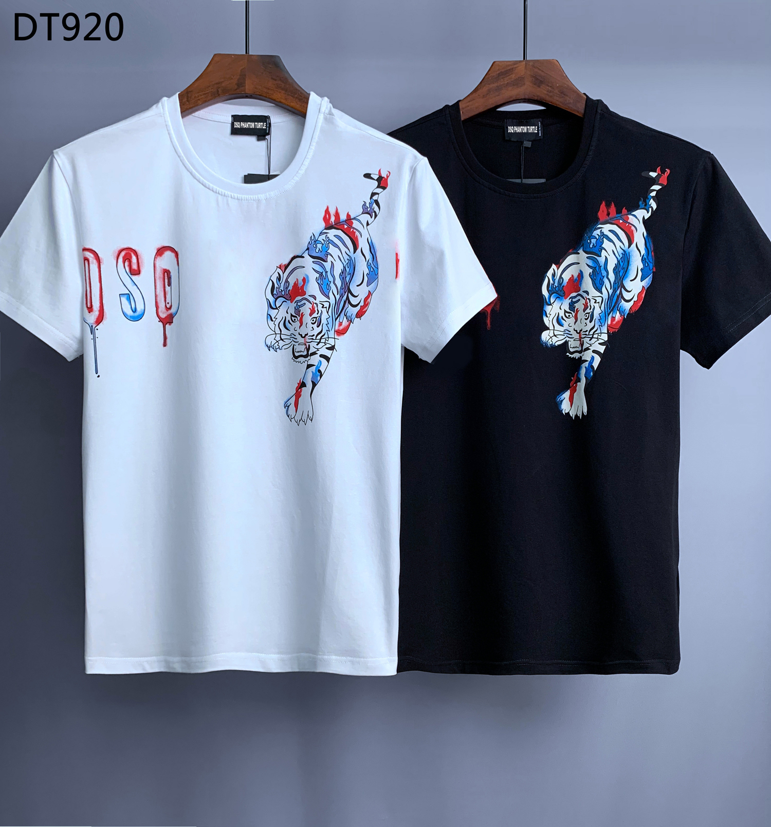 DSQ PHANTOM TURTLE 2022SS New Mens Designer T shirt Italian fashion Tshirts Summer DSQ Pattern T-shirt Male High Quality 100% Cotton Tops 158246, White
DSQ PHANTOM TURTLE 2022SS New Mens Designer T shirt Italian fashion Tshirts Summer DSQ Pattern T-shirt Male High Quality 100% Cotton Tops 158246, White