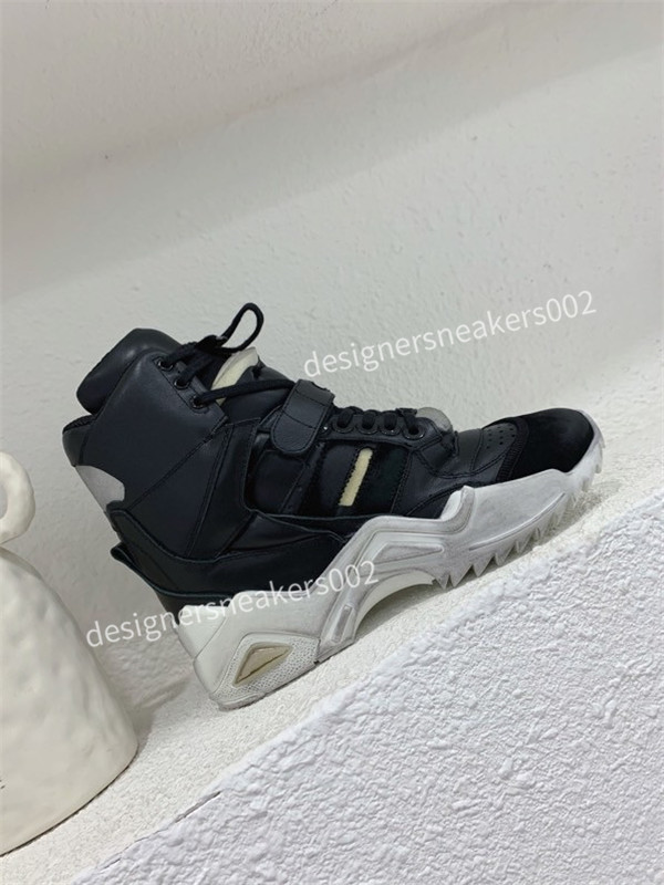 top Women Speed Trainer Black Walking Sneakers Men Women Black Red Casual Shoes Fashion Paris Sneakers zd201116, 01
top Women Speed Trainer Black Walking Sneakers Men Women Black Red Casual Shoes Fashion Paris Sneakers zd201116, 01