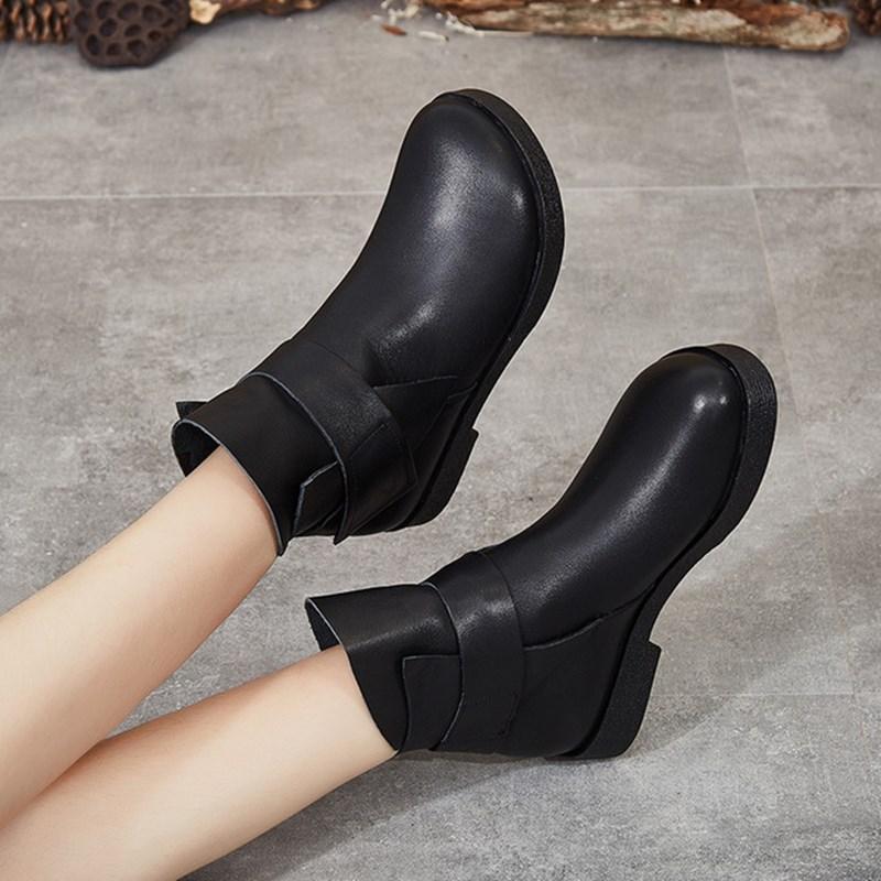 Women's boots 2020 autumn winter new leather retro casual flat short boots women's fashion non-slip wild, Black
Women's boots 2020 autumn winter new leather retro casual flat short boots women's fashion non-slip wild, Black