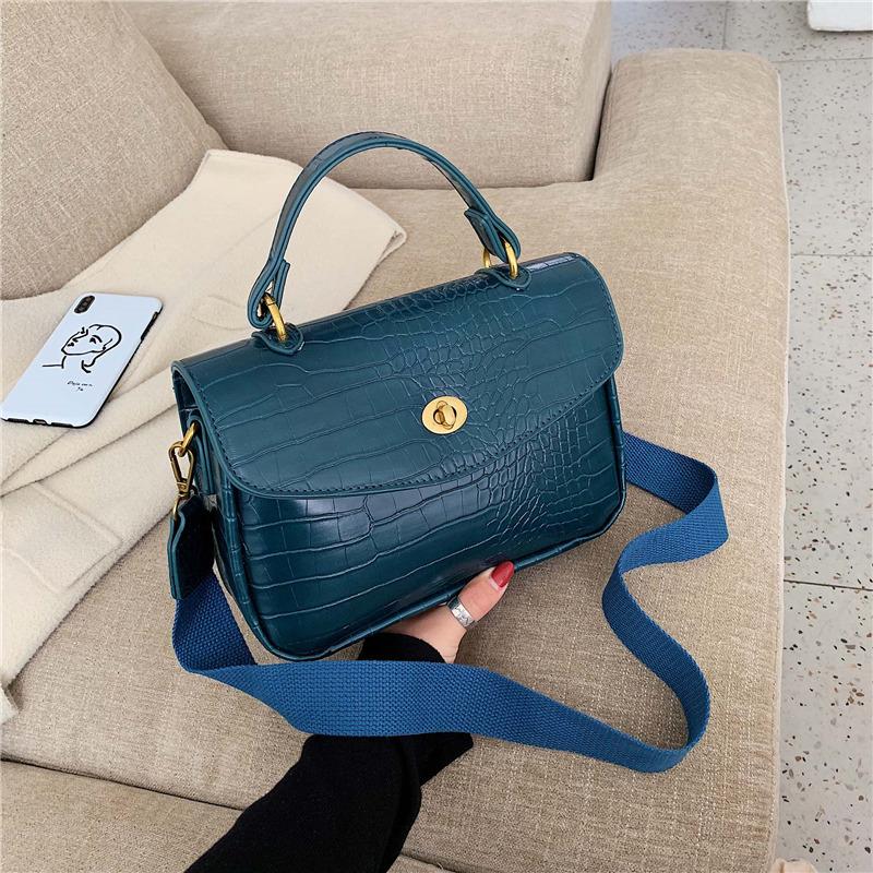vintage alligator women handbags designer wide strap shouder bags luxury pu leather crossbody bag ladies small flap purses 2021, Brown
vintage alligator women handbags designer wide strap shouder bags luxury pu leather crossbody bag ladies small flap purses 2021, Brown