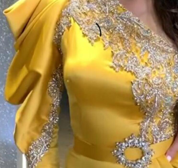 2020 Arabic Aso Ebi Gold Luxurious Mermaid Evening Dresses Beaded Crystals Prom Dresses Satin Formal Party Second Receptiion Gowns ZJ440