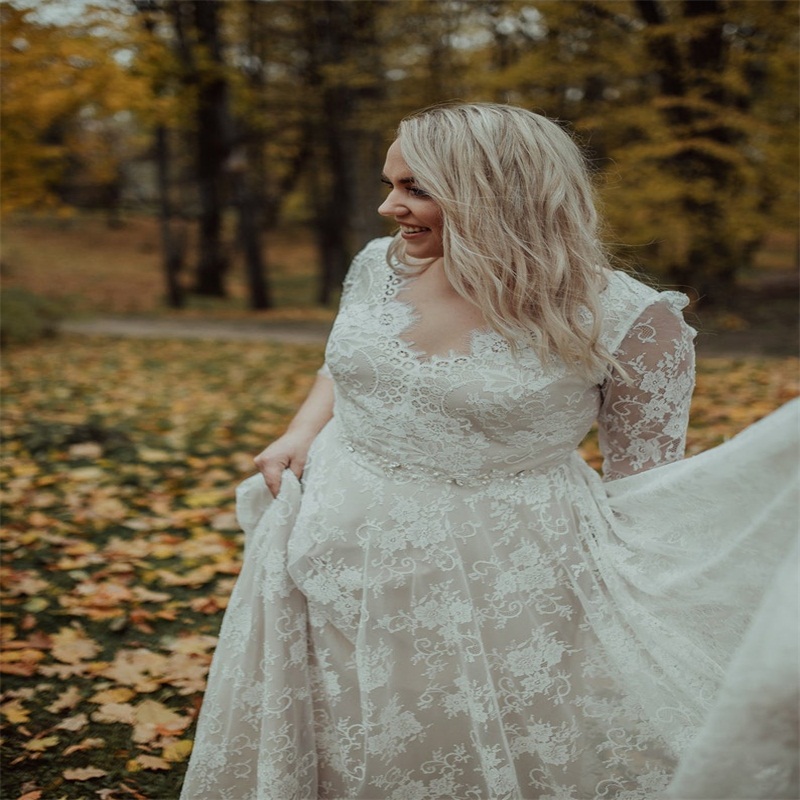 Plus Size Beach Wedding Dresses A Line Long Sleeves Sexy V Neck Cheap Custom Made Lace Applique Bohemian Bridal Gowns Robe De Mariée