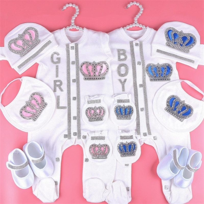 0-3 Month Newbron baby girl clothes set white color cotton bodysuit with crown rhinestone crystal baby bodysuit baby cloth T200325, Blue
0-3 Month Newbron baby girl clothes set white color cotton bodysuit with crown rhinestone crystal baby bodysuit baby cloth T200325, Blue