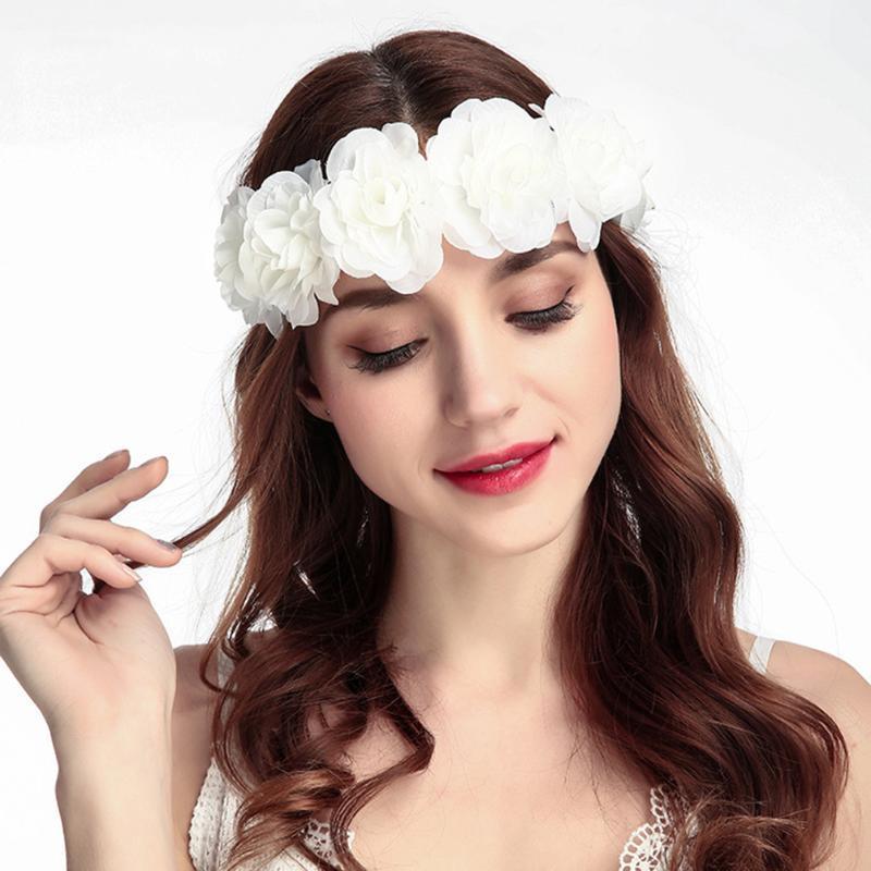 White Elastic Floral Headband Hawaii Simulation Flower Garland Wreath for Festival Party Holidays Wedding Banquet1
White Elastic Floral Headband Hawaii Simulation Flower Garland Wreath for Festival Party Holidays Wedding Banquet1