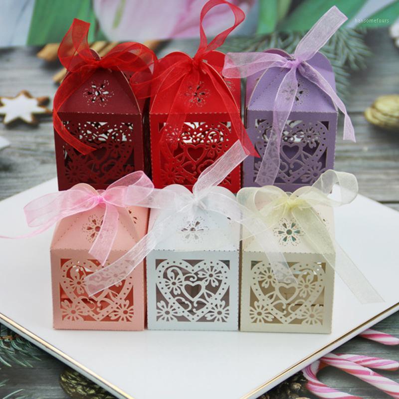 10Pcs/set Laser Cut Love Heart Hollow Carriage Favors Gifts Candy Boxes With Ribbon Baby Shower Birthday Wedding Party Supplies1
10Pcs/set Laser Cut Love Heart Hollow Carriage Favors Gifts Candy Boxes With Ribbon Baby Shower Birthday Wedding Party Supplies1