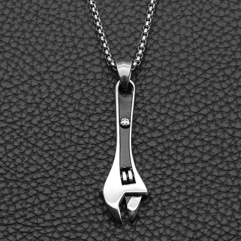 Pendant Necklaces Wrench Necklace Mens Stainless Steel Delicate Hip Hop Male Accessories Jewelry On The Neck Wholesale
Pendant Necklaces Wrench Necklace Mens Stainless Steel Delicate Hip Hop Male Accessories Jewelry On The Neck Wholesale