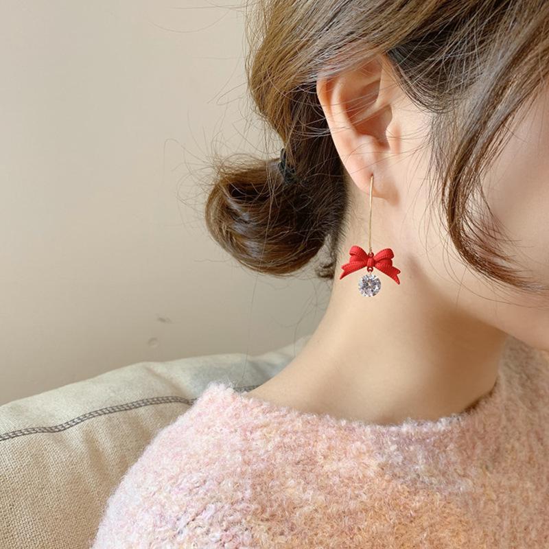 TIMRONLY Unique Design Red Color Bowknot Dangle Earring Sparkly Crystal Long Kawaii Earrings for Women Girlfriend Cute Jewelry
TIMRONLY Unique Design Red Color Bowknot Dangle Earring Sparkly Crystal Long Kawaii Earrings for Women Girlfriend Cute Jewelry