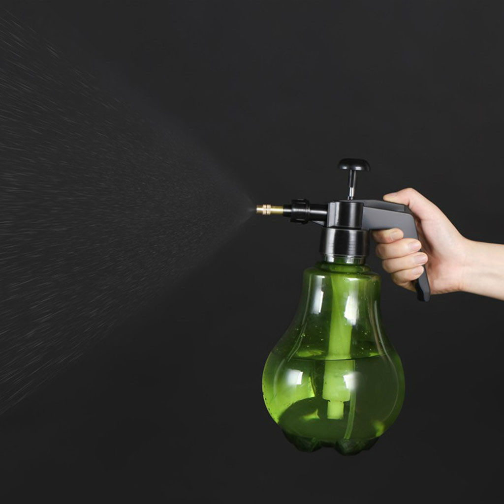 1PC Pneumatic Spray Plastic Watering Bottle Home Small Flower Plant Spray Bottle PlasticNozzle For Flower Watering
1PC Pneumatic Spray Plastic Watering Bottle Home Small Flower Plant Spray Bottle PlasticNozzle For Flower Watering