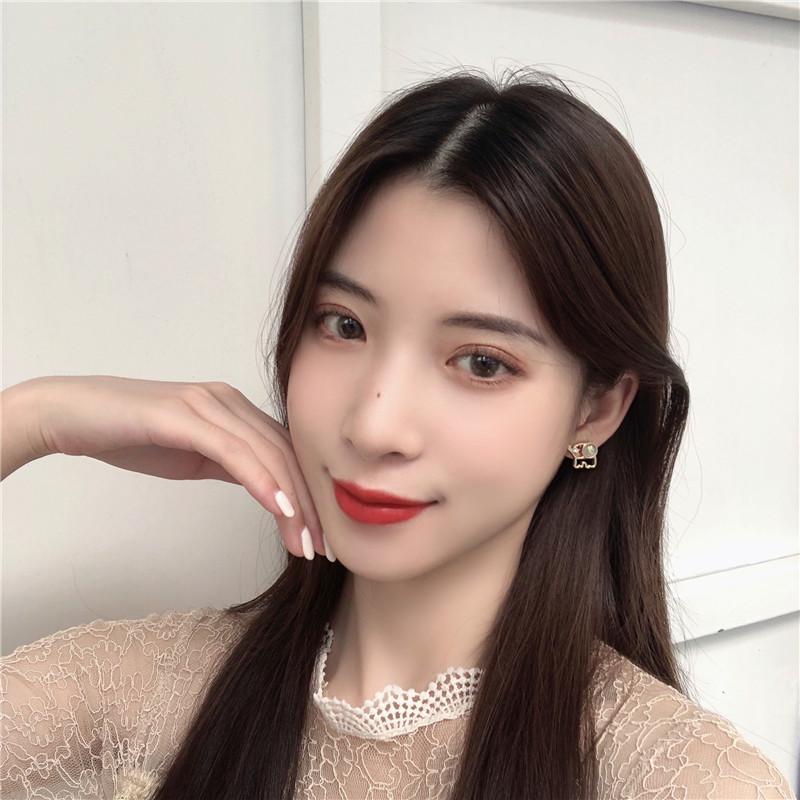 TIMEONLY Cute Clear Resin Rhinestones Elephant Earrings for Women Gold Color Metal Hollow Animal Small Stud Earrings Pendientes
TIMEONLY Cute Clear Resin Rhinestones Elephant Earrings for Women Gold Color Metal Hollow Animal Small Stud Earrings Pendientes