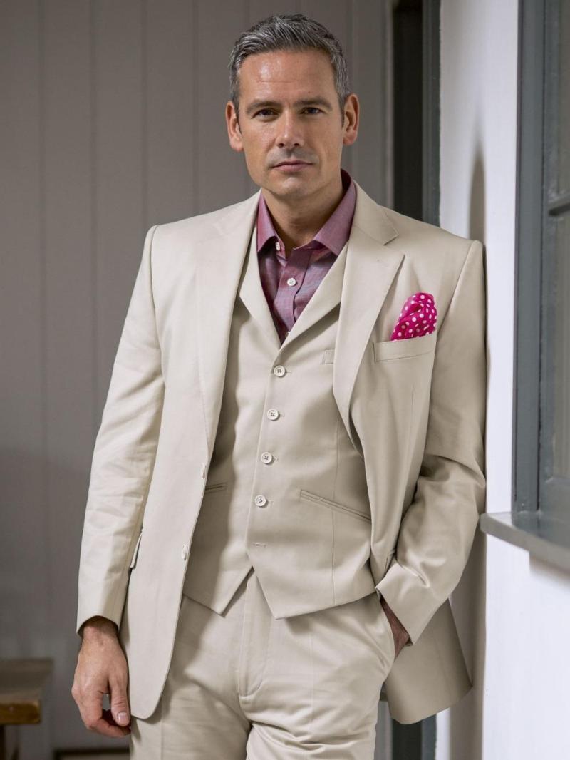 Notch Lapel Two Button Men Suits Bespoke Fashion Tuxedos Ropa Formal Hombres Latest Design Dress(Jacket+Pant+Vest+Handkerchiefs, As picture
Notch Lapel Two Button Men Suits Bespoke Fashion Tuxedos Ropa Formal Hombres Latest Design Dress(Jacket+Pant+Vest+Handkerchiefs, As picture
