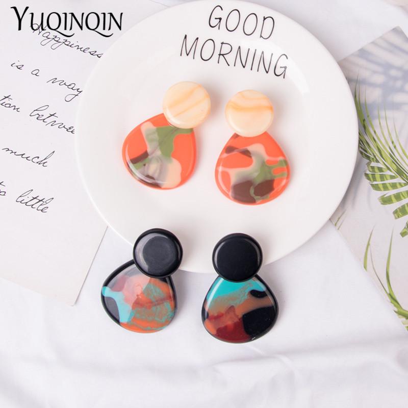 Round Big Earrings for Women 2020 Statement Cute Korean Long Earings Dangle Drop Earring for Girl Colorful Resin Fashion Jewelry
Round Big Earrings for Women 2020 Statement Cute Korean Long Earings Dangle Drop Earring for Girl Colorful Resin Fashion Jewelry