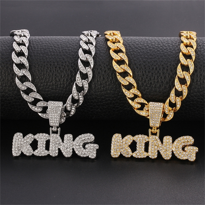 Hip Hop KING Letters Pendant Necklace with Miami Cuban Chain Iced Out Bling HipHop Necklaces Male Charm Jewelry Gift 220217
Hip Hop KING Letters Pendant Necklace with Miami Cuban Chain Iced Out Bling HipHop Necklaces Male Charm Jewelry Gift 220217