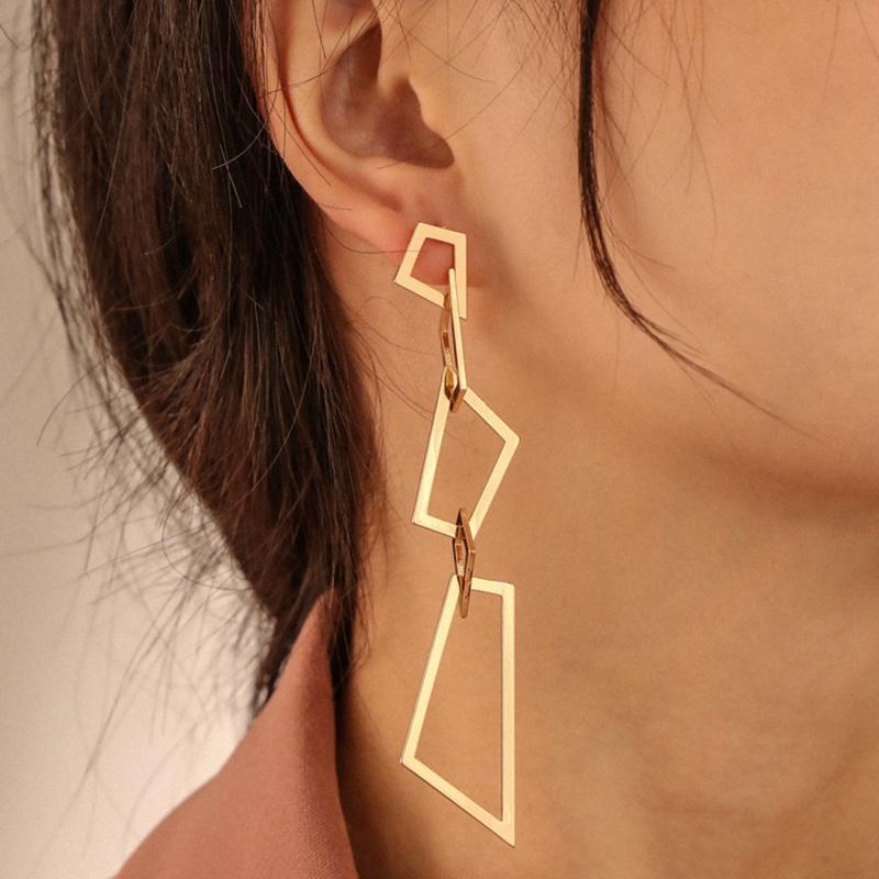 European Exaggerated Metal Earrings For Women Geometric Irregular Multi-layer Texture Earrings Jewelry Fashion Accessories
European Exaggerated Metal Earrings For Women Geometric Irregular Multi-layer Texture Earrings Jewelry Fashion Accessories