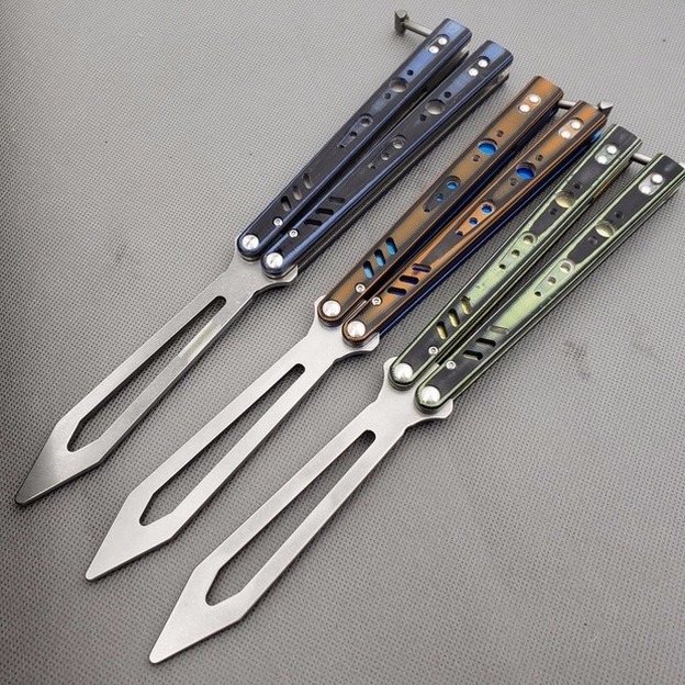 balisong Rep replicant Killer bee butterfly D2 G10 handle trainer training knife Crafts Martial arts Collection knvies xmas gift
balisong Rep replicant Killer bee butterfly D2 G10 handle trainer training knife Crafts Martial arts Collection knvies xmas gift