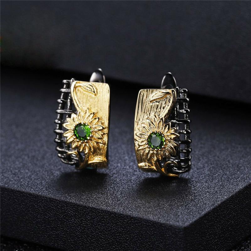 RongXing Small Round Green Zircon Daisy Flower Hoop Earrings For Women Silver Color Gold Plated Vintage Black Earrings
RongXing Small Round Green Zircon Daisy Flower Hoop Earrings For Women Silver Color Gold Plated Vintage Black Earrings