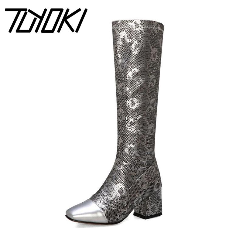 Tuyoki Plus Size 32-48 Lady Square Toe Knee High Boots Snakeskin Pattern Zipper Sexy Woman Shoes Winter Autumn Boots Footwear, Black
Tuyoki Plus Size 32-48 Lady Square Toe Knee High Boots Snakeskin Pattern Zipper Sexy Woman Shoes Winter Autumn Boots Footwear, Black