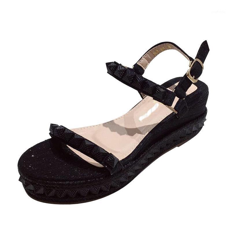 Women 'S new platform sandals fashion simple wedge sandals elegant comfortable breathable joker Women1, Beige
Women 'S new platform sandals fashion simple wedge sandals elegant comfortable breathable joker Women1, Beige