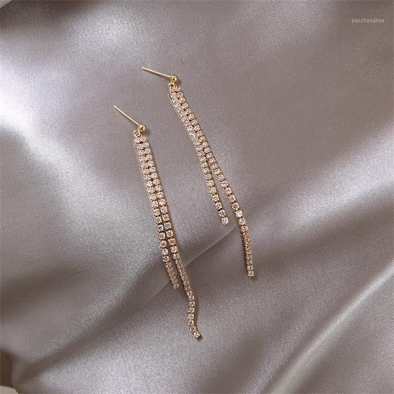 Stud Premium Light Luxury Zircon Flash Diamond Chain Earrings Long Tassel Women 2021 Fashion European And American Elegan, Golden;silver
Stud Premium Light Luxury Zircon Flash Diamond Chain Earrings Long Tassel Women 2021 Fashion European And American Elegan, Golden;silver