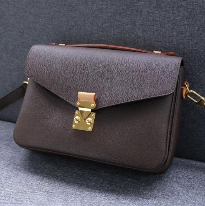 Designer- Shoulder Bags handbags crossbody women Wallets High Quality shoulder Totes hobo bag postman bag
Designer- Shoulder Bags handbags crossbody women Wallets High Quality shoulder Totes hobo bag postman bag